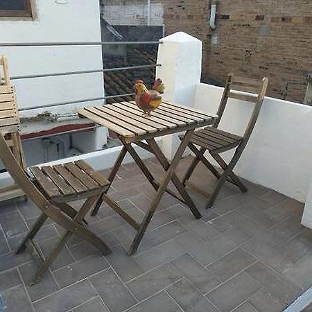 Apartamento De Diseno Cerca De Tren, Playa Y Bcn マズノウ エクステリア 写真